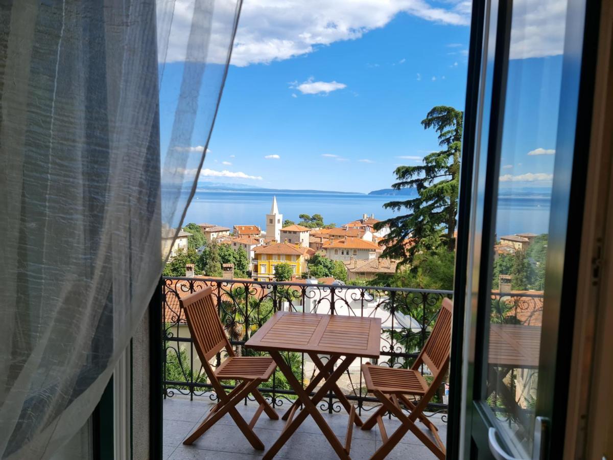 Villa Jure - Apartment Mirjana ลอฟราน ภายนอก รูปภาพ
