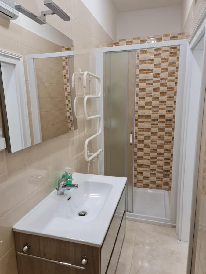 Villa Jure - Apartment Mirjana ลอฟราน ภายนอก รูปภาพ