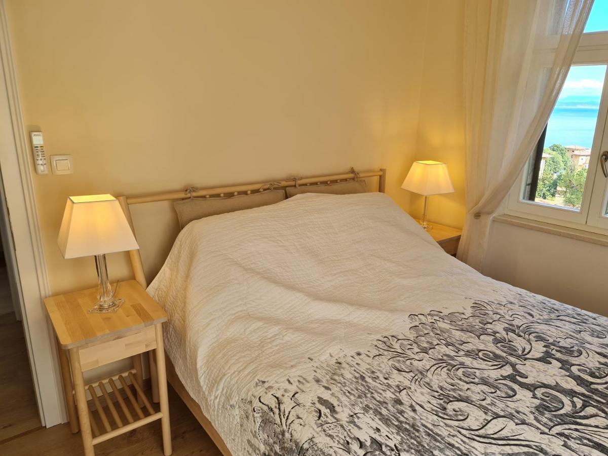 Villa Jure - Apartment Mirjana ลอฟราน ภายนอก รูปภาพ